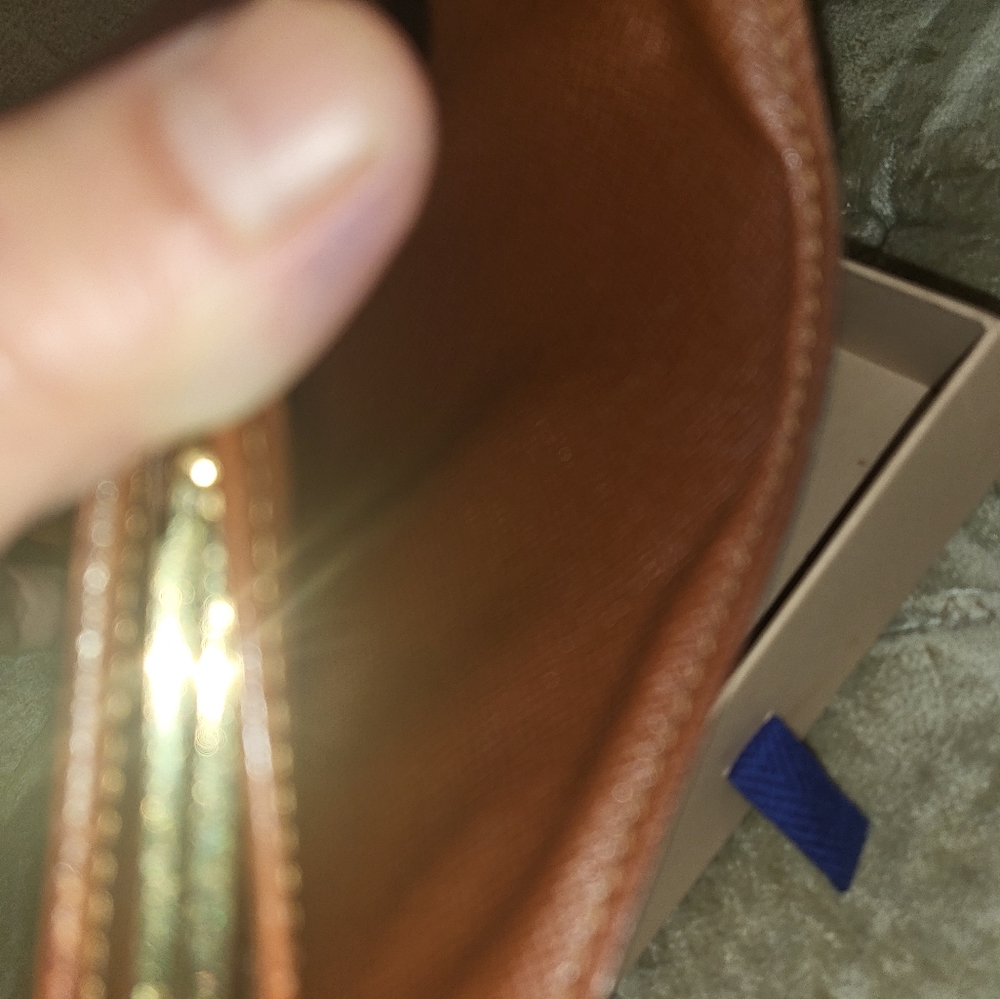 Authentic vintage Louis Vuitton small monogram kisslock compact wallet - Picture 5 of 7